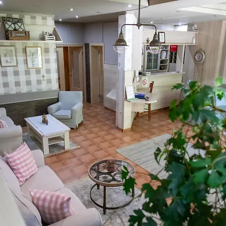 Apartmanhotel Cvetni Konaci-lenka *