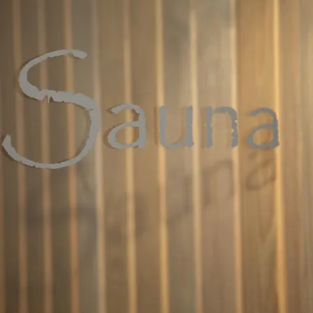 Apartmanhotel Cvetni Konaci-lenka