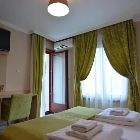 Cvetni Konaci-lenka *