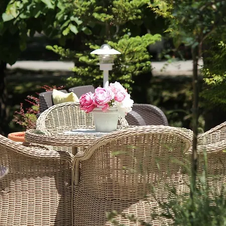 Cvetni Konaci-lenka *